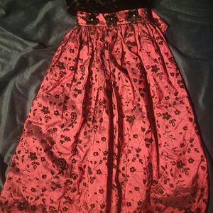 Size 4T Black and wine/plum dress